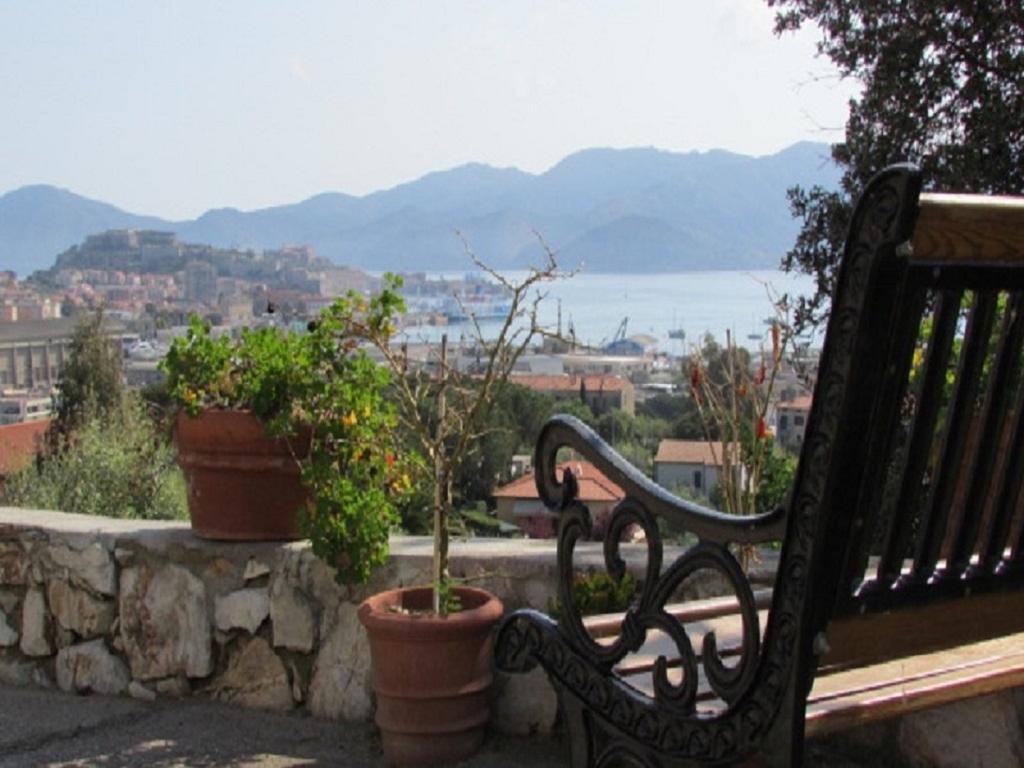 Appartamenti Bellavista By Helloelba Portoferraio Oda fotoğraf